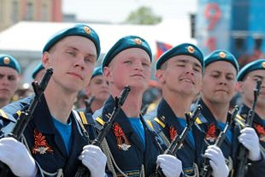 Главных сержантов собрали на учебные сборы в Ростове-на-Дону