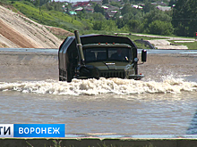 Суровые состязания мастеров автобронетанковой техники прошли в Острогожске