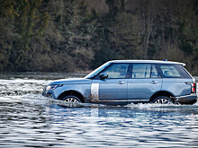 Женщина отсудила у автосалона 2 млн рублей из-за дефектного Land Rover