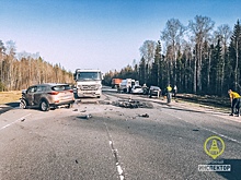 Три человека пострадали в аварии на "Скандинавии"