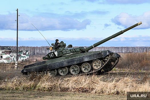 Полковник Макгрегор: США не успокоятся, пока российские танки не приблизятся к Польше