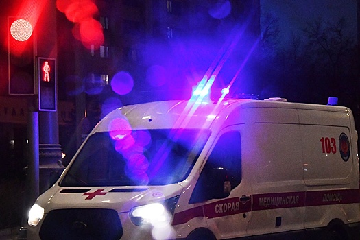 В Красноярске во время хоккейного матча умер болельщик