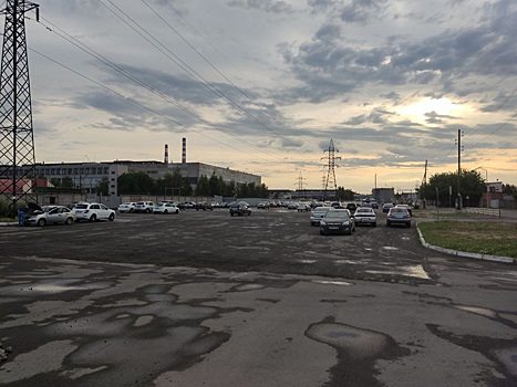 На «Курганмашзаводе» появится две парковки на сотни мест