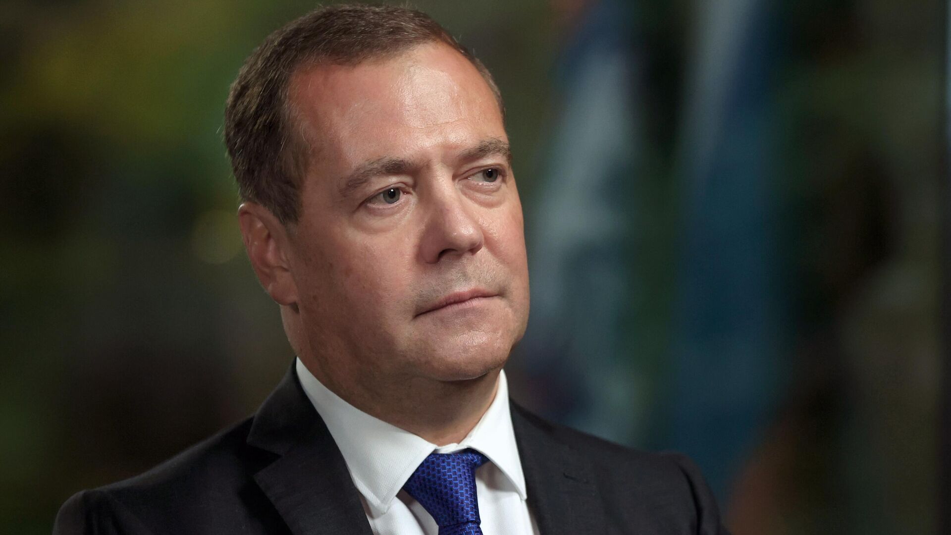 Медведев заявил, что для РФ главное, чтобы президентом США не стал «парень с деменцией»