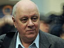 Сын писателя Аркадия Инина скончался в Турции в день рождения матери