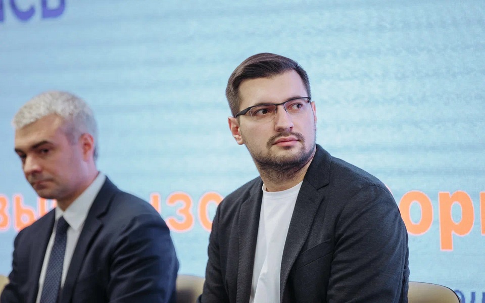 Артём Никитин оценил значимость инвестиционных инициатив для Рязанской области