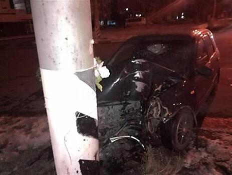 В Тольятти автомобилист врезался в столб и отказался проходить освидетельствование