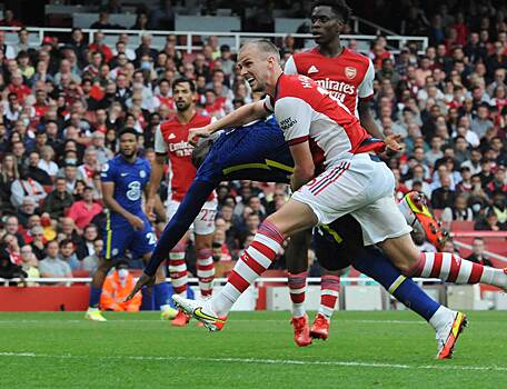 Невилл о Холдинге: «Он был неустойчивым, опрометчивым, ему не хватало самообладания»