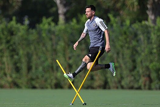 Жена Месси показала фотографию накачанного мужа из спортзала