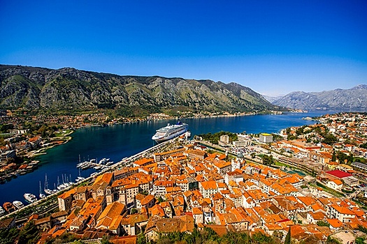 Число туристов в Черногории выросло на 21% за год