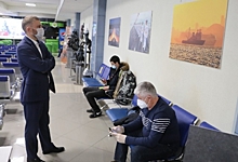 «Россия. Полет через века»: в Омском аэропорту открылась фотовыставка ко Дню народного единства