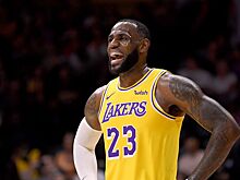 Экс-тренер «Лейкерс» Скотт объяснил, почему Леброн ещё не заслужил статую у арены