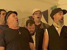 Создатели поющего советские песни хора из Австралии: Мы обожаем песни матушки-России!