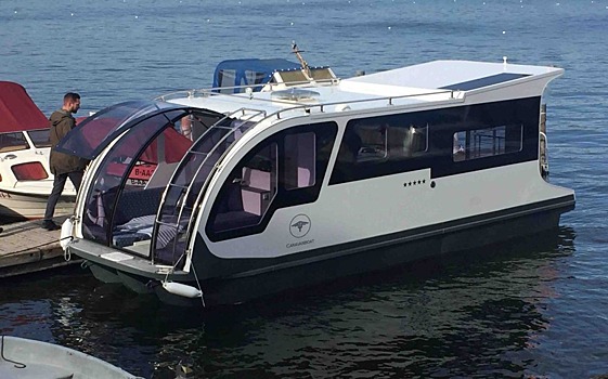 Автономный дом-катамаран со всеми удобствами для путешествия по суше и по воде