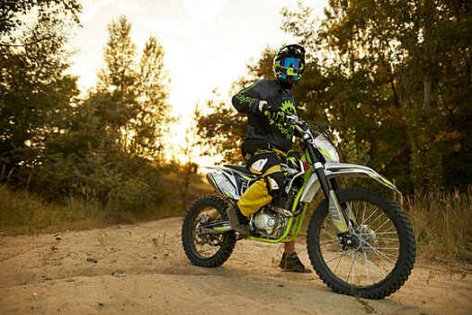 Российским подросткам хотят ограничить продажу питбайков