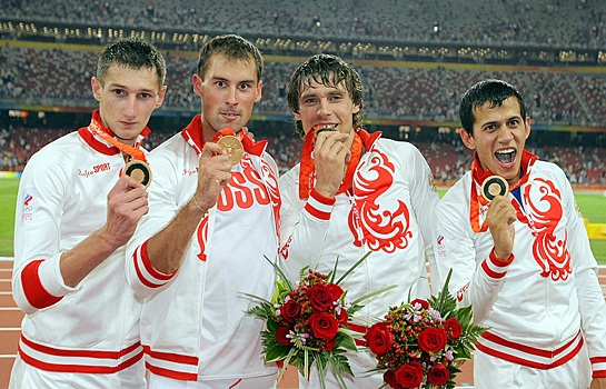 Российских легкоатлетов обязали вернуть 23 олимпийских медали
