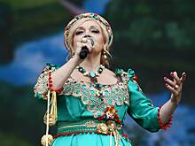 Кадышевой пригрозили штрафом за исполнение хита «Течет ручей»