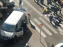 Фургон врезался в пешеходов и байкеров в Мадриде
