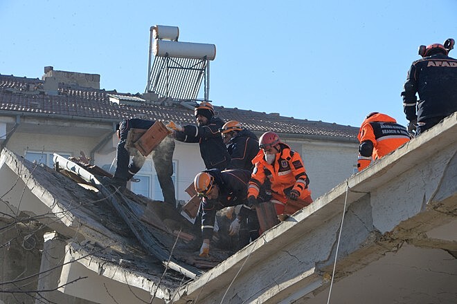 Последствия землетрясения в Турции сняли с беспилотника