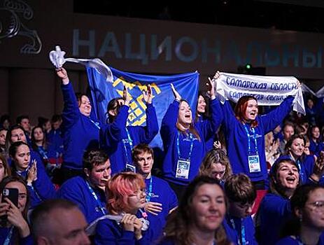 Волонтер из Тольятти стал "Наставником года" России