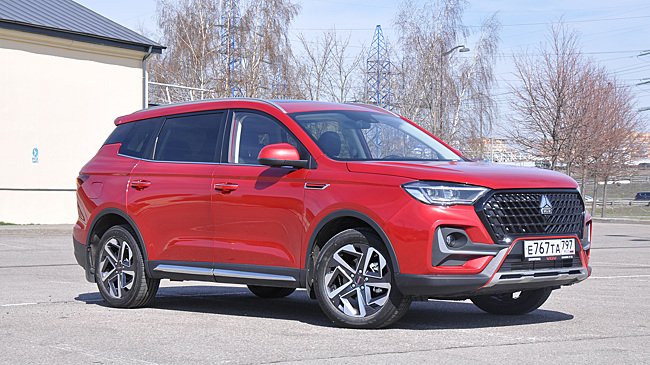 Кроссовер или универсал? Самое важное о китайской машине VGV U75 Plus