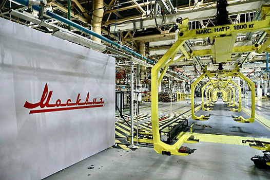 Проект указа о цифровом паспорте; чемпионат по битве роботов; полностью российский электромобиль