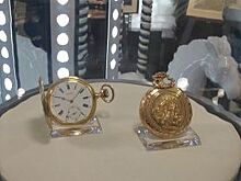 В Петербурге открылась выставка исторических часов Longines