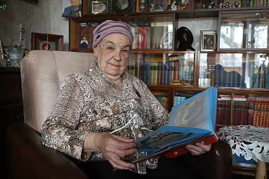 Живущая в Очакове-Матвеевском невестка полярного лётчика Михаила Водопьянова отметила 90-летний юбилей