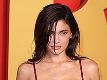 Кайли Дженнер выложила откровенные фото на фоне расставания с Тимоти Шаламе