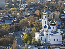 В Саратове открыли стелу "Город трудовой доблести"
