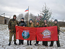Члены военно-патриотического клуба «Искра» из Пскова совершили зимний полевой выход, посвященный начальной военной подготовке