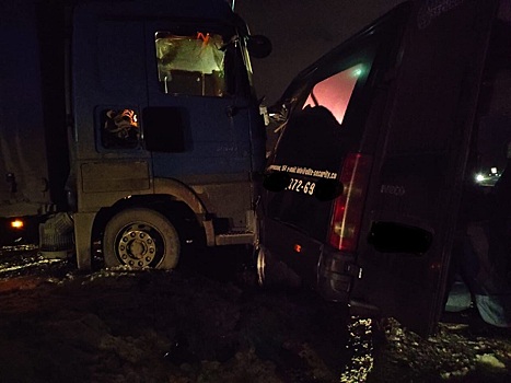 По факту ДТП с 4 погибшими на Оренбургской трассе возбуждено уголовное дело