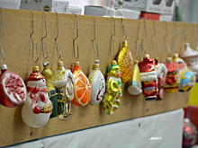 Не разобьются и не потемнеют: эксперт назвала важные правила хранения стеклянных новогодних игрушек