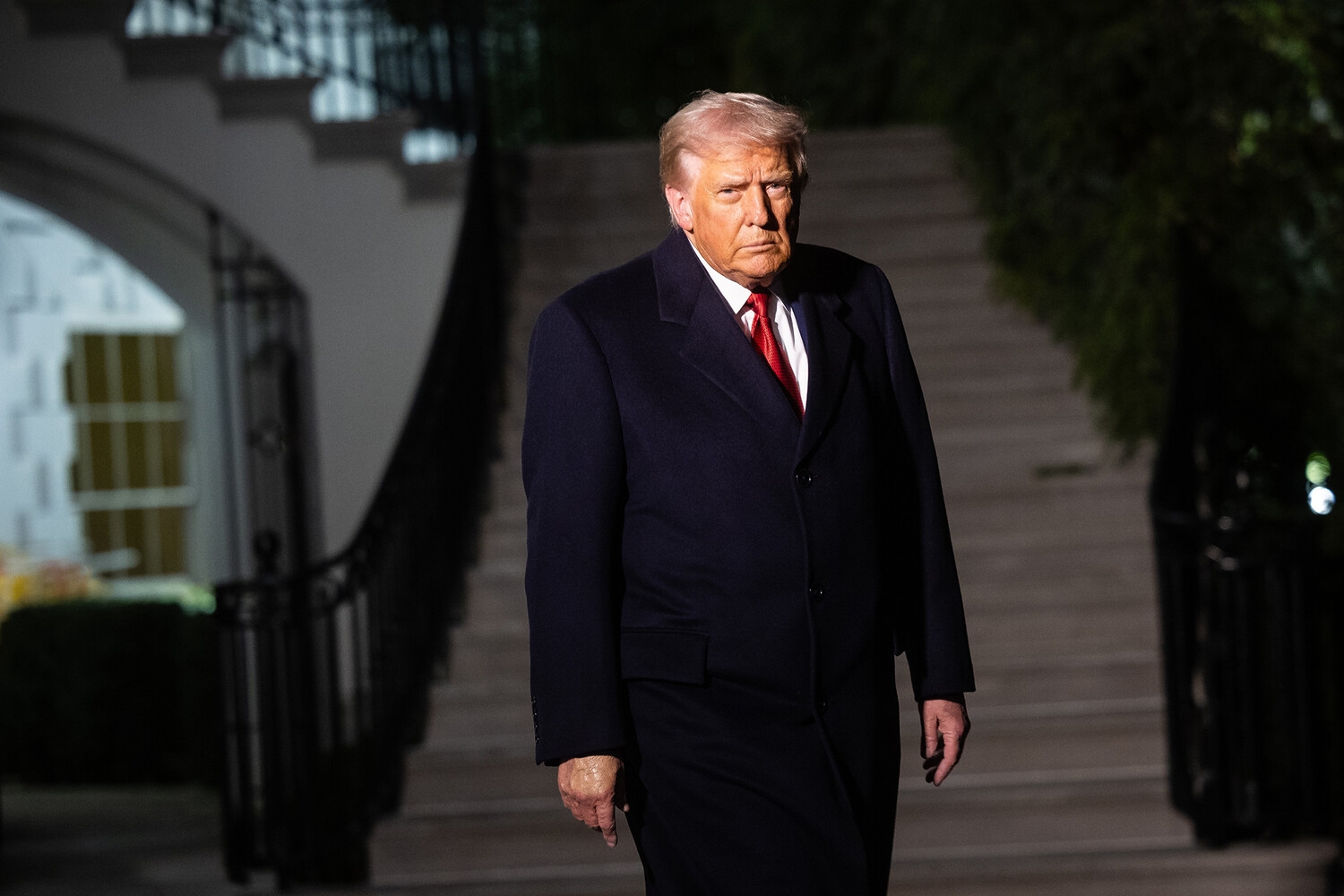 Трамп выдвинул ультиматум авиадиспетчерам, прекратившим работать в связи с шатдауном