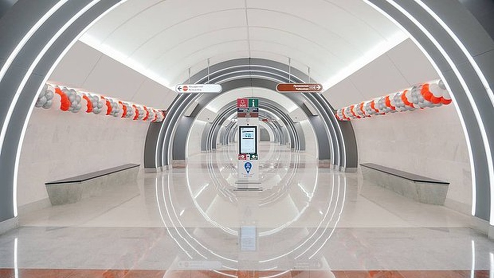 В Петербурге открыли новую линию метро
