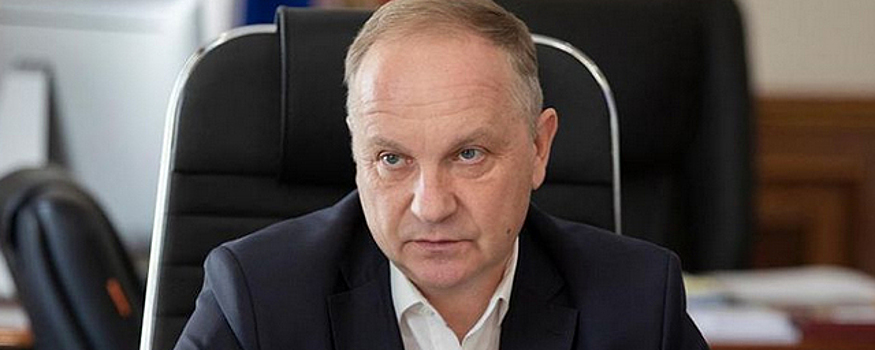 Экс-главу Владивостока Олега Гуменюка обвиняют в получении взяток в размере более 38 млн рублей