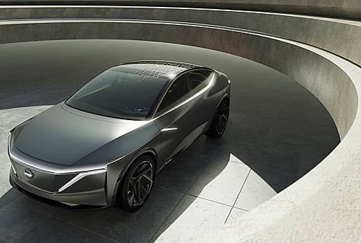 Nissan придумал спортседан повышенной комфортности с «троном» на заднем ряду