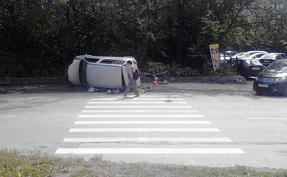 Три ребенка пострадали в ДТП за воскресенье