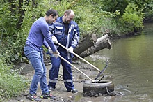 40 мешков мусора собрали вдоль берега реки Яуза активисты из Богородского