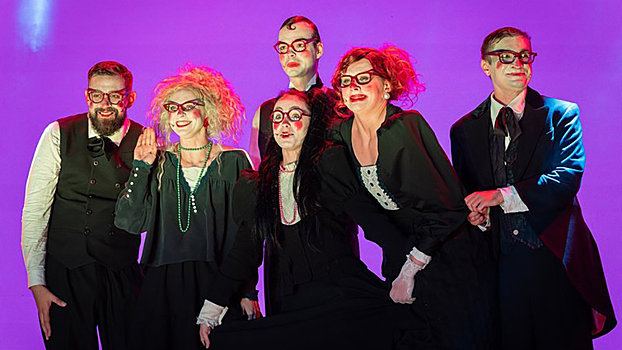 Псы-космонавты и «Скасска» по Хармсу: театральные премьеры сентября в регионах