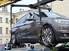 Две дорогие иномарки экс-главы Карелии Нелидова выставлены на торги