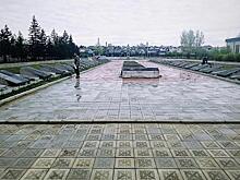 Заканчивается ремонт мемориала воинам Великой Отечественной в Карымском