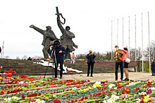 В Риге поспорили о табличке "советской оккупации" на памятнике Освободителям