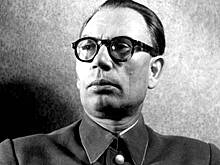 За что любят генерала-изменника Власова