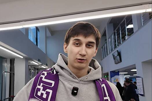 Российский баскетболист показал фото с триколором в американской команде