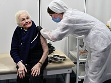 Обязательную вакцинацию от COVID-19 ввели в Адыгее для пенсионеров и "хроников"
