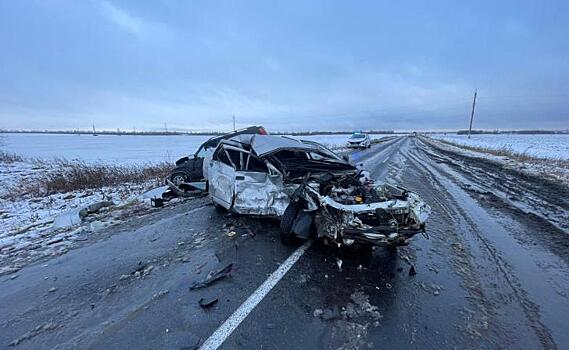 Лобовое столкновение в Курском районе - два водителя получили травмы