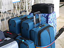 Почему нельзя вешать замочек на чемодан