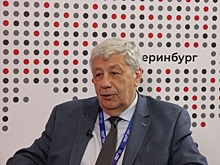 Аркадий Чернецкий на форуме 100+ в Екатеринбурге рассказал, как заместить мигрантов на стройках отечественными специалистами