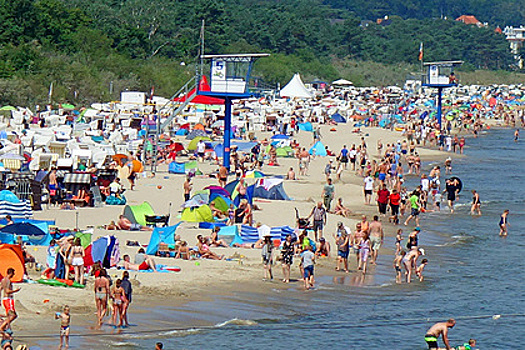 Оценены шансы заразиться коронавирусом на пляже